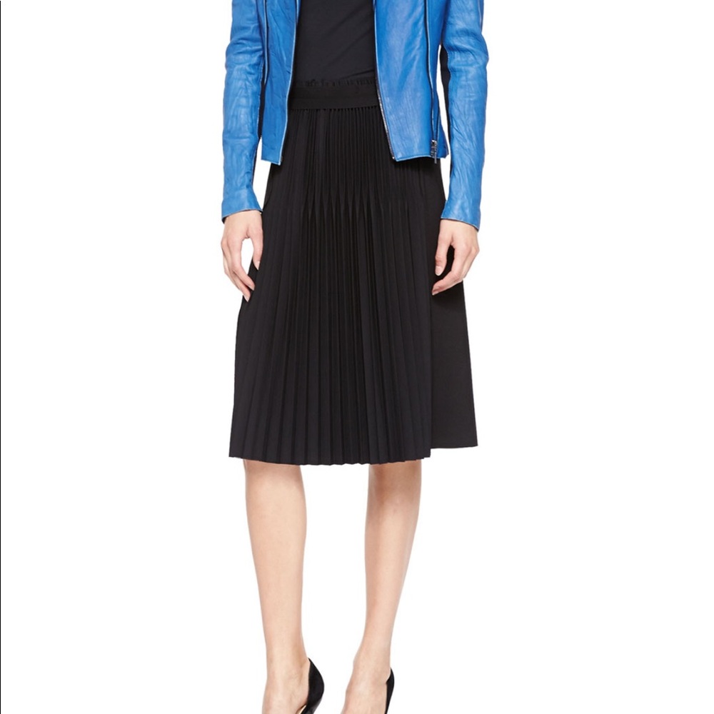 Elie tahari pleated skirt